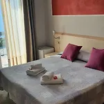 מלון Garni Rosmari ברנצונה סול גארדה