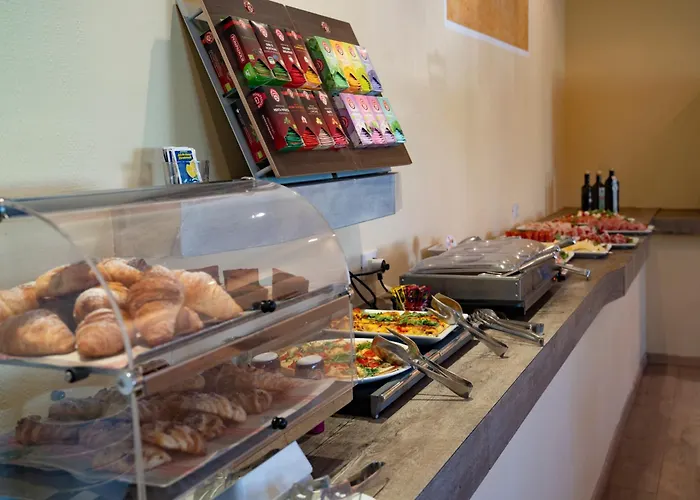 Garni Rosmari 2* 브렌조네 술 가르다