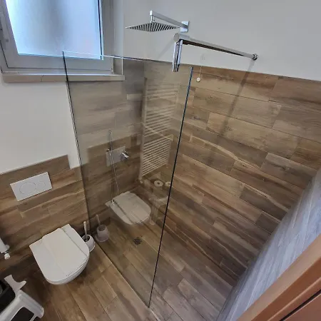 Garni Rosmari Hotell 2*