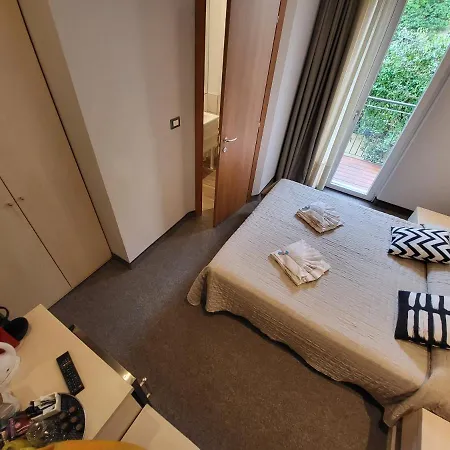 Garni Rosmari 호텔 브렌조네 술 가르다