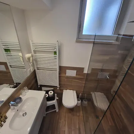 Szálloda Garni Rosmari 2*