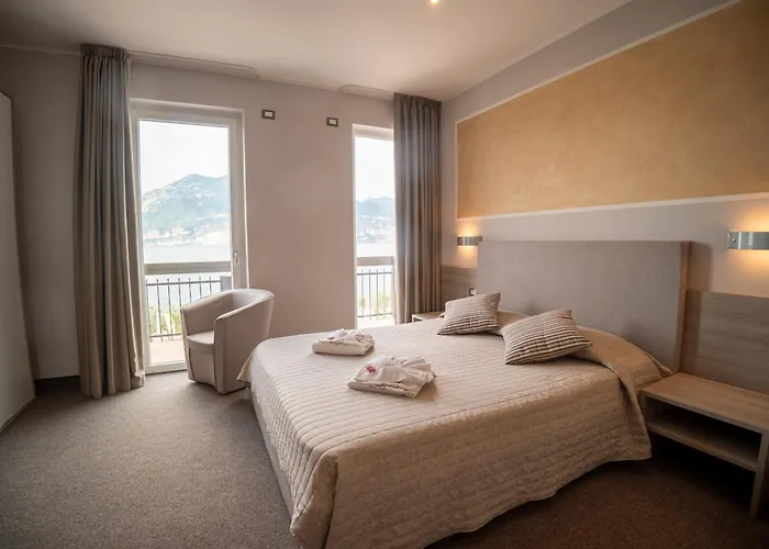 Garni Rosmari فندق