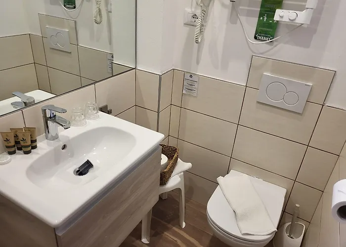 فندق Garni Rosmari