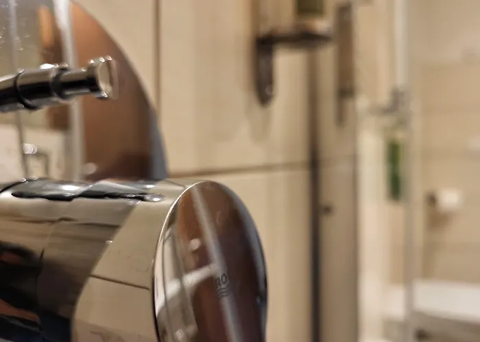 Garni Rosmari فندق 2*