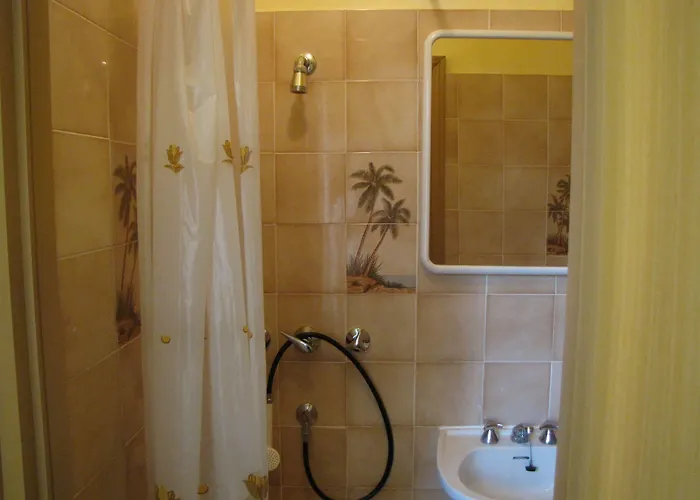 Garni Rosmari فندق